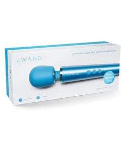 Le Wand Petite Rechargeable Massager - Blue